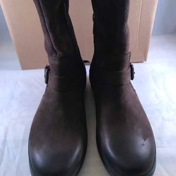 UGG Australia Women’s Thomsen Boot
Size US 6.5, 10 - Picture 8 of 16